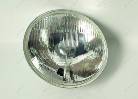 Елемент оптіки ВАЗ 2101, -02 пр.лампа, з відбивачем, з підсв., Р45 (вир-во Формула світла) 09.3711200-16 (фото 1)