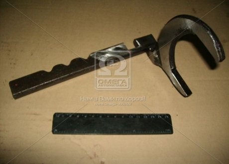 Фото 1 - вилка вала ведущего реверс-редуктора ДТ 75 (ВгТЗ) 77.58.014-1 Вилка вала ведущего реверс-редуктора ДТ 75 (ВгТЗ) 77.58.014-1 (фото 1)