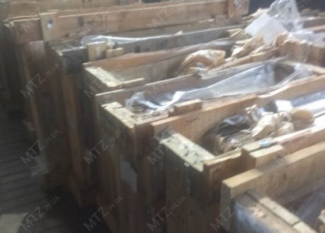 Стекло кабины переднее (лобовое) (1267х921) МТЗ-80-1221 80-6700011-01 (фото 1)