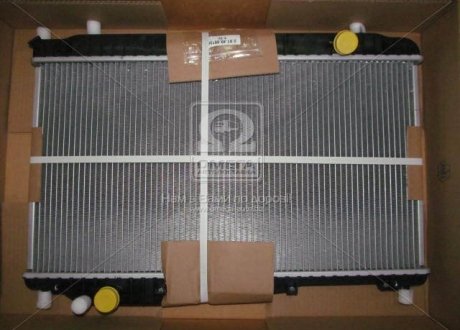 Радиатор охлождения CHEVROLET EVANDA (02-) 2.0 i 16V Nissens 61638 (фото 1)
